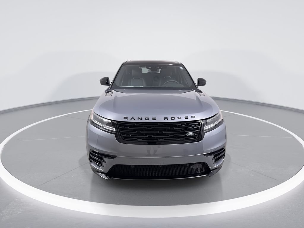 New 2026 Zadar Grey Land Rover Dynamic SE image 3