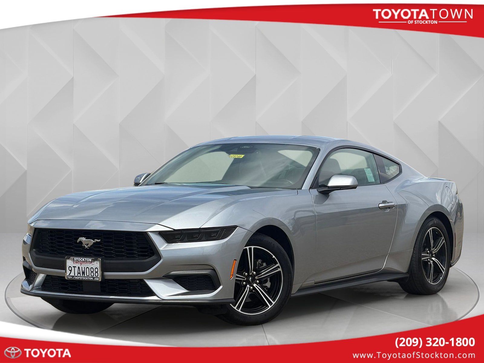 2025 Ford Mustang EcoBoost Premium Fastback's photo