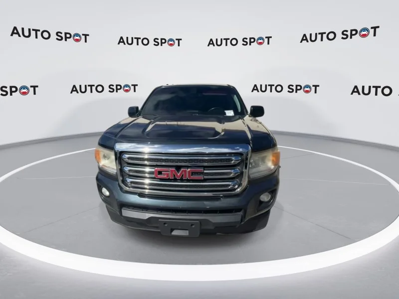 Used 2017 Cyber Gray Metallic GMC 2WD SLE image 6