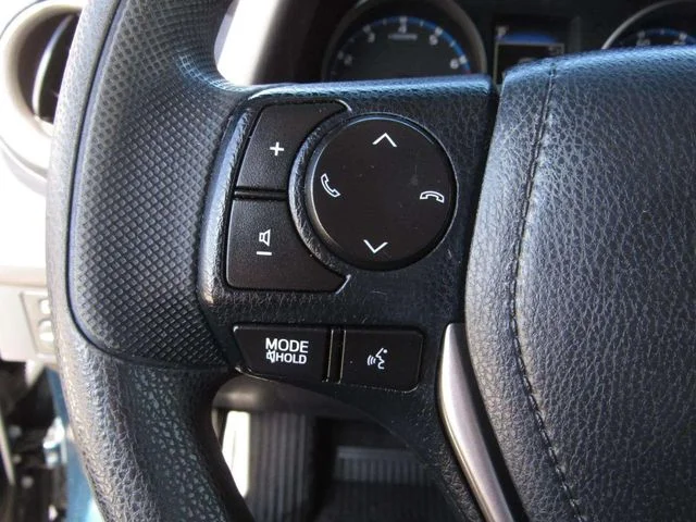 Used 2018 Aqua Toyota LE image 23