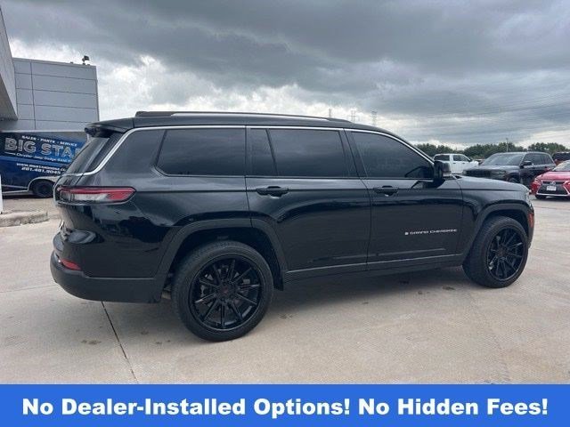 Used 2021 Diamond Black Crystal Pearlcoat Jeep Limited image 3