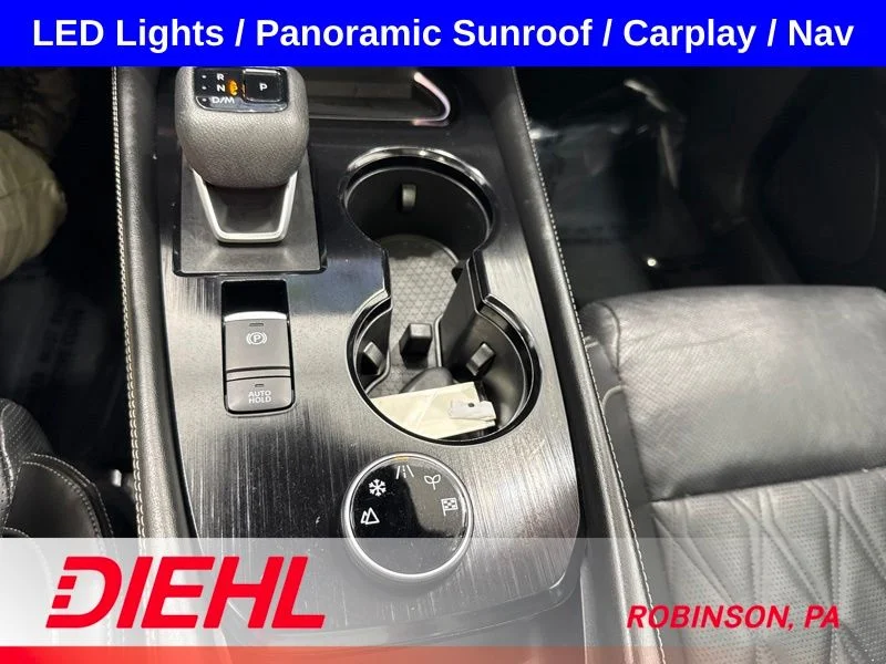 Used 2021 Gold Nissan Platinum image 36