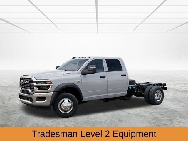 New 2026 Bright White Clearcoat RAM Tradesman image 3