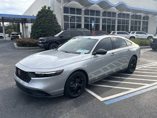 2025 Honda Accord SE - Photo 8