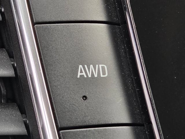 Used 2020 Ebony Twilight Metallic Buick Avenir image 18