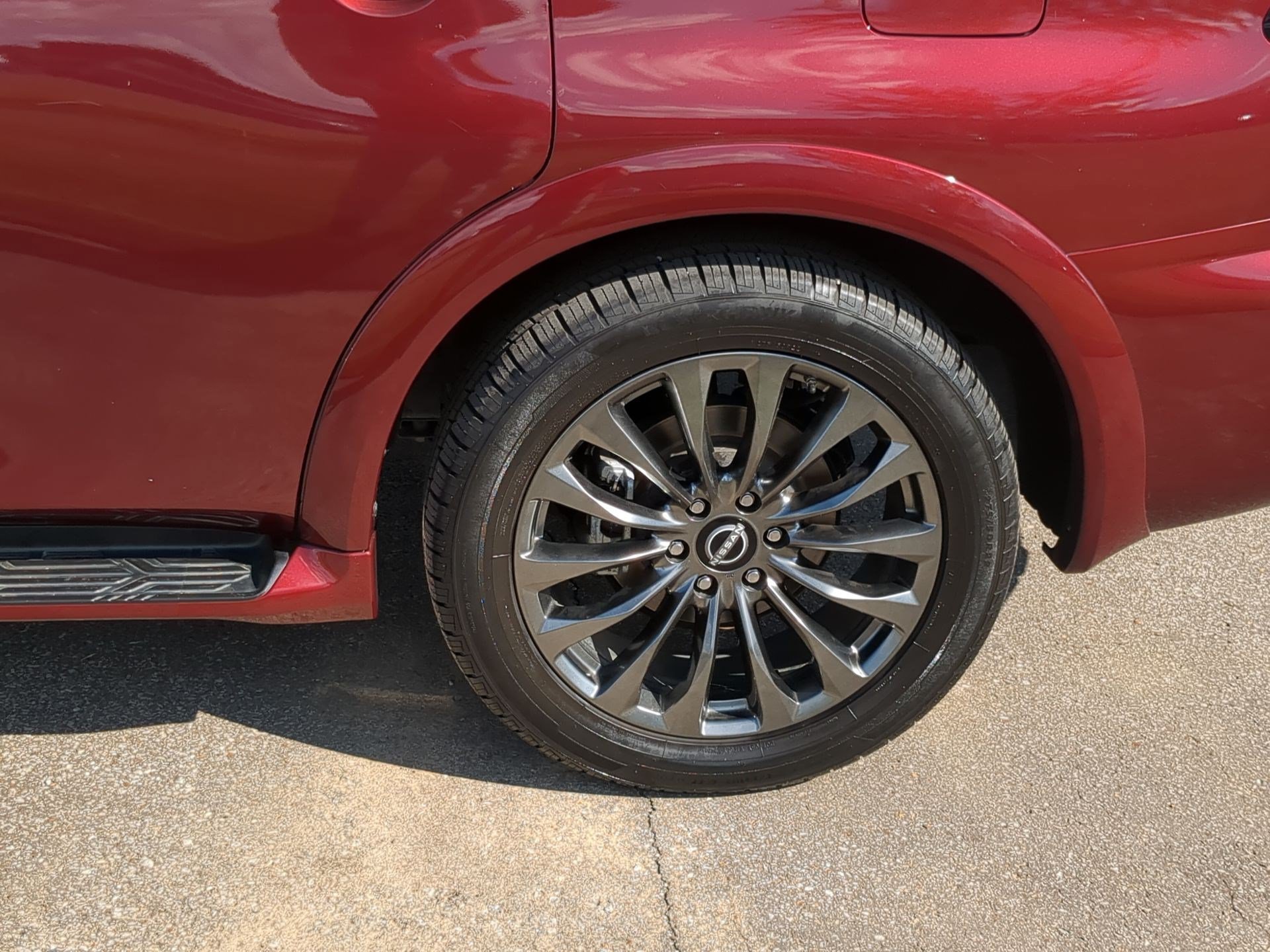 Used 2022  Nissan Platinum image 11