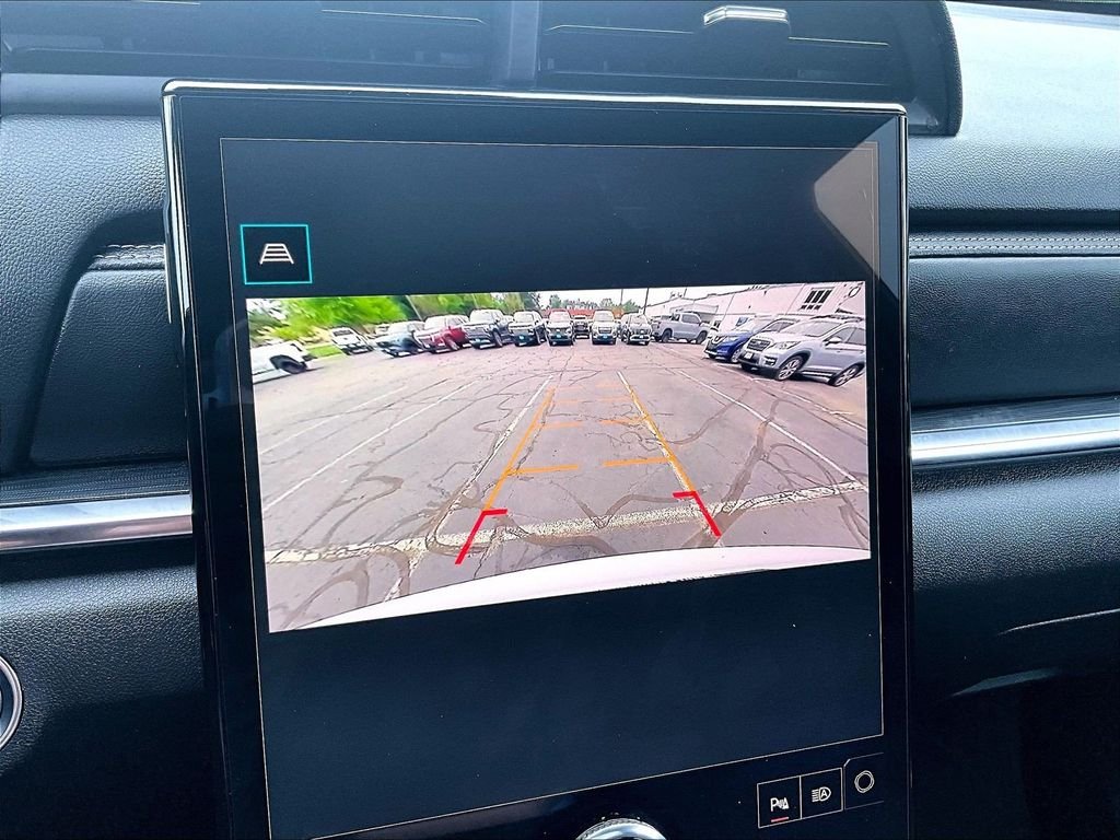 Used 2026 White GMC Elevation image 18
