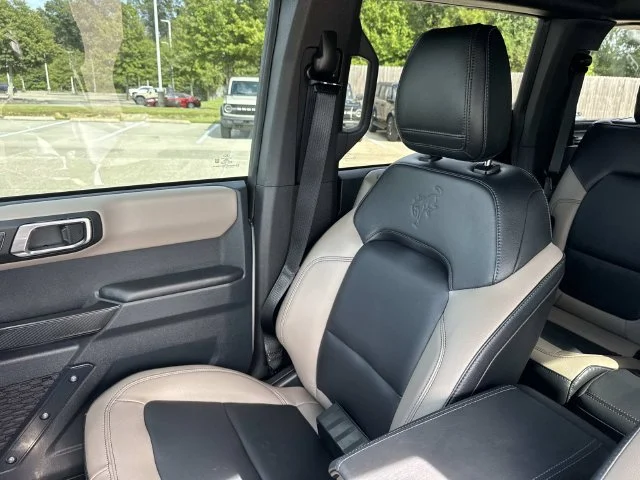 Used 2024 Green Ford Wildtrak image 42