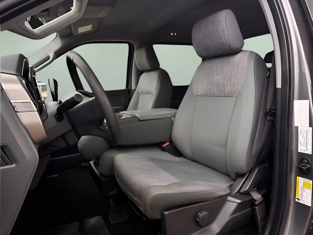 Used 2022 Stone Gray Metallic Ford  image 8