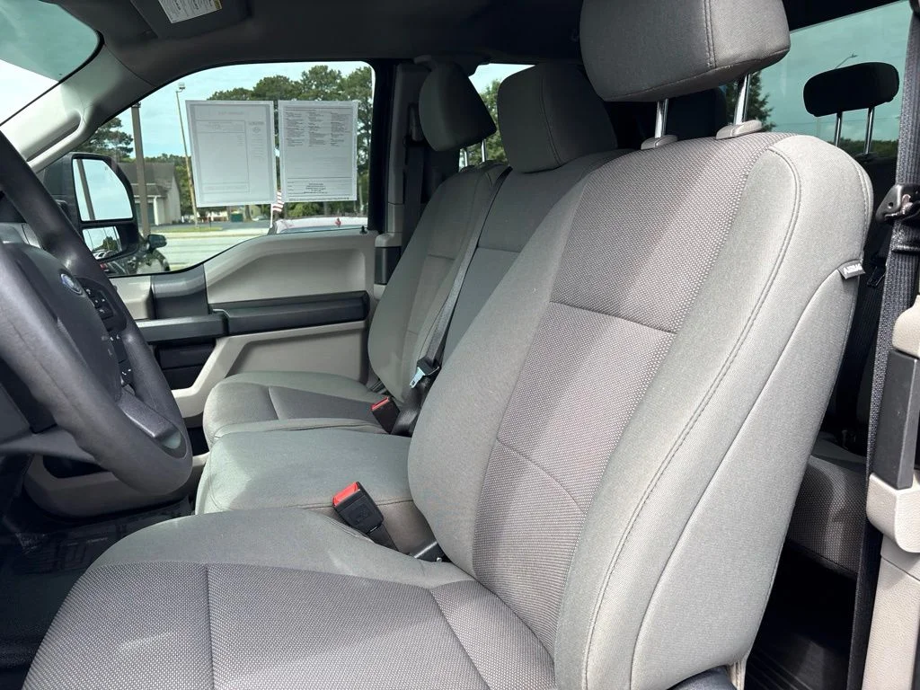 Used 2022 Blue Ford XL image 16