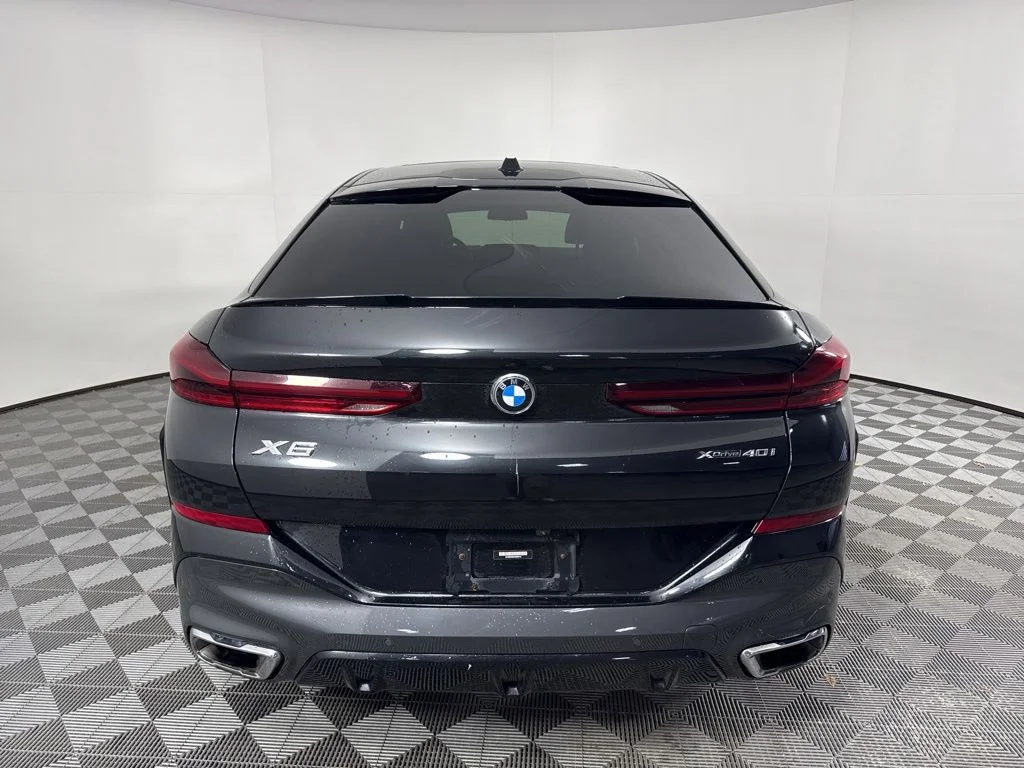 Used 2024 Black BMW xDrive40i image 6