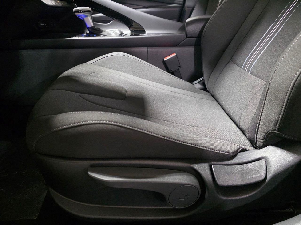 New 2026 Amazon Gray Hyundai SEL Sport image 23
