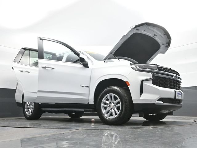 Used 2024 White Chevrolet LS image 23