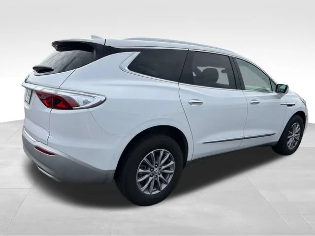 Used 2023 (Includes Satin Nickel lower exterior accent color.) Buick Essence image 6
