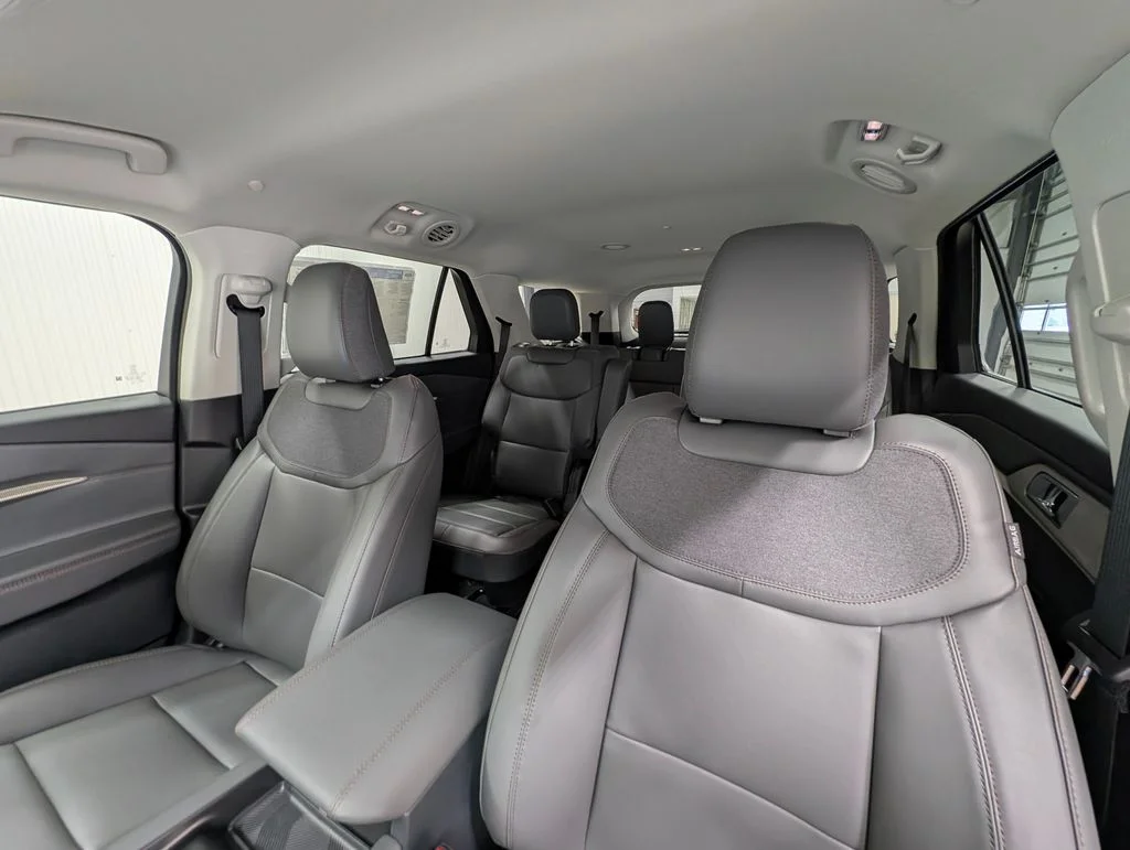 New 2026 Vapor Blue Metallic Ford Active image 12