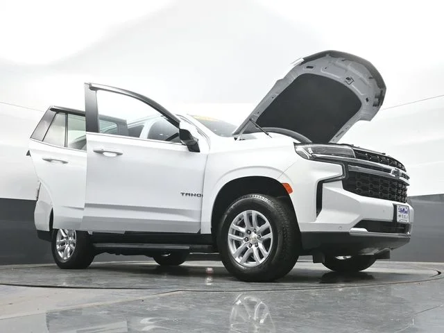 Used 2024 White Chevrolet LS image 23