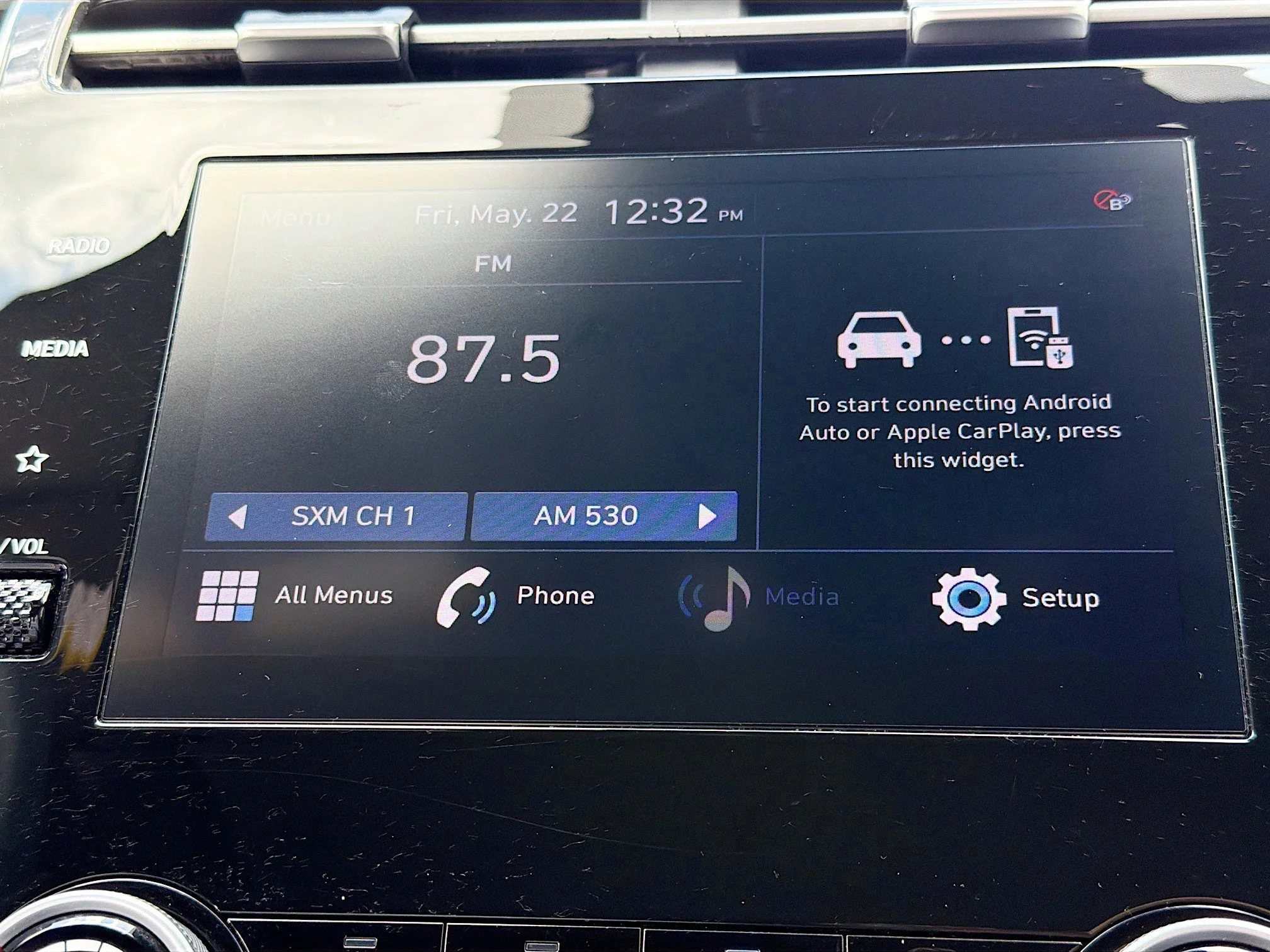 Used 2022 Phantom Black Hyundai SEL image 29
