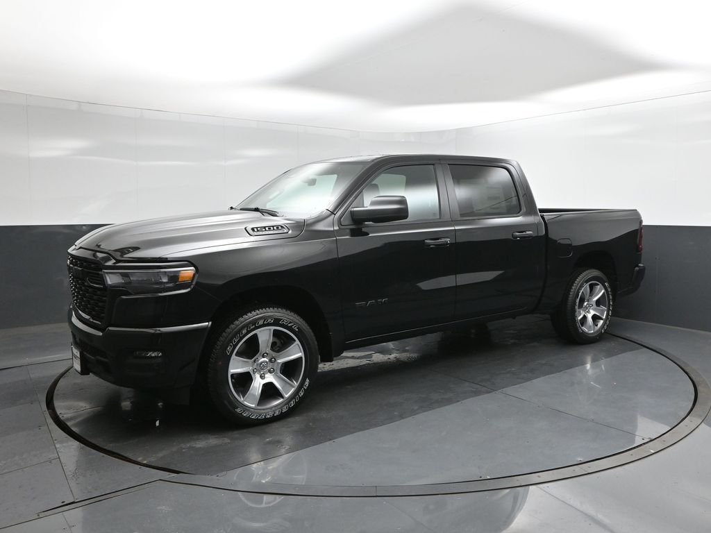 New 2026 Diamond Black Crystal Pearlcoat RAM Express image 31