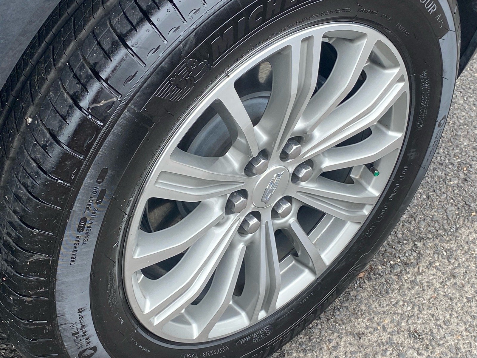 Used 2019 Gray Cadillac Luxury image 22