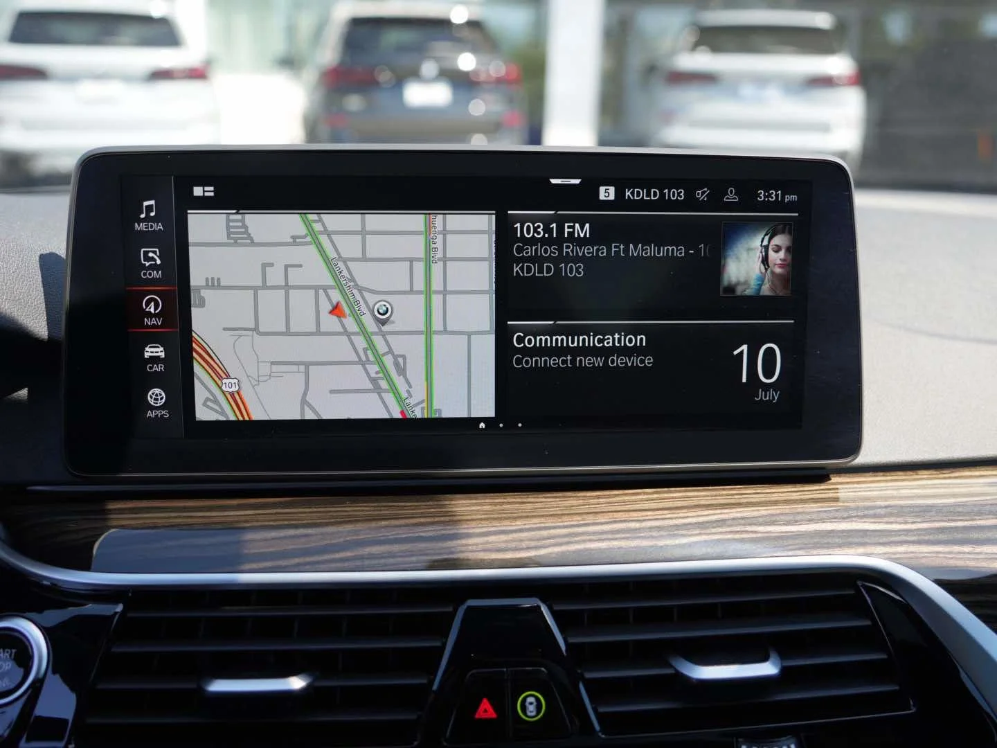 Used 2023 Jet Black BMW 530i Sedan image 17