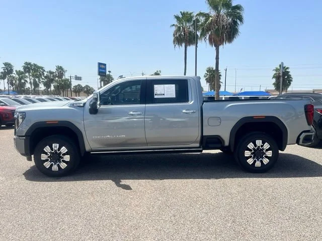 Used 2025 Sterling Metallic GMC Denali image 5
