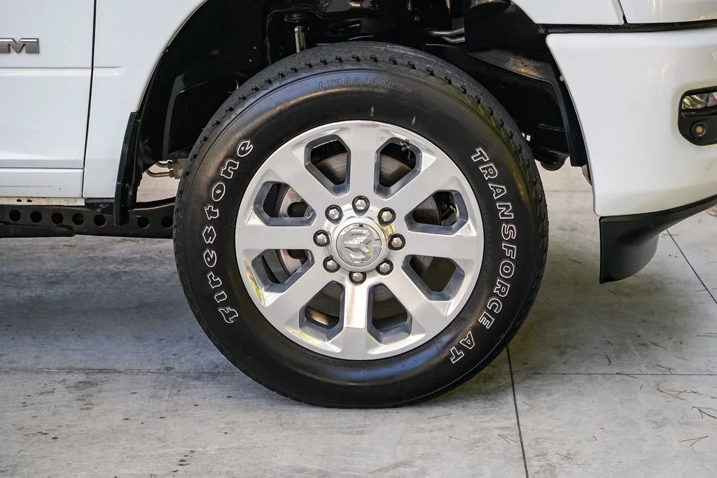 Used 2023 White Ram Laramie image 10
