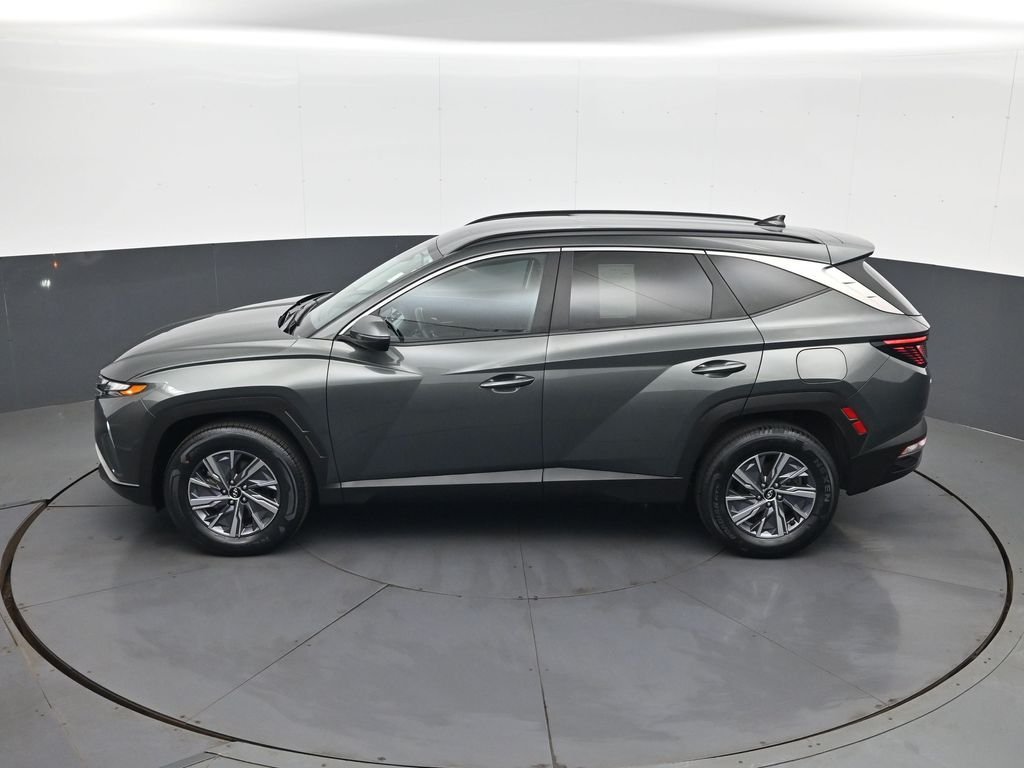 Used 2022 Gray Hyundai Blue image 21