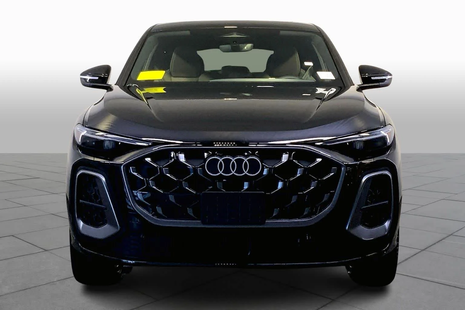Used 2025 Mythos Black me Audi Premium Plus image 3