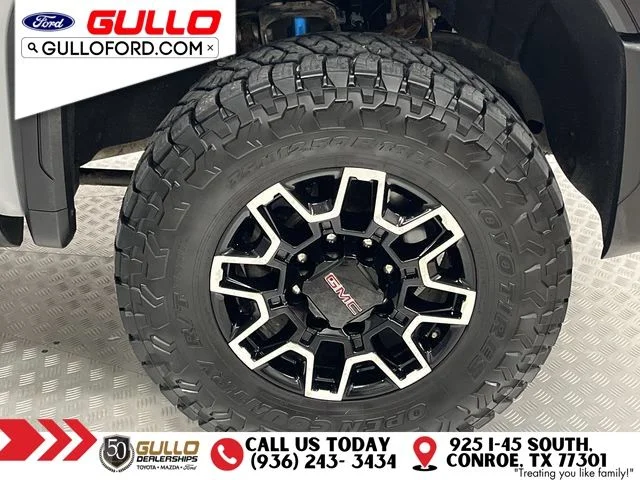 Certified Used 2025 Gray GMC AT4X image 32