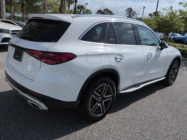 Certified Used 2026 White Mercedes-Benz GLC 300 image 4