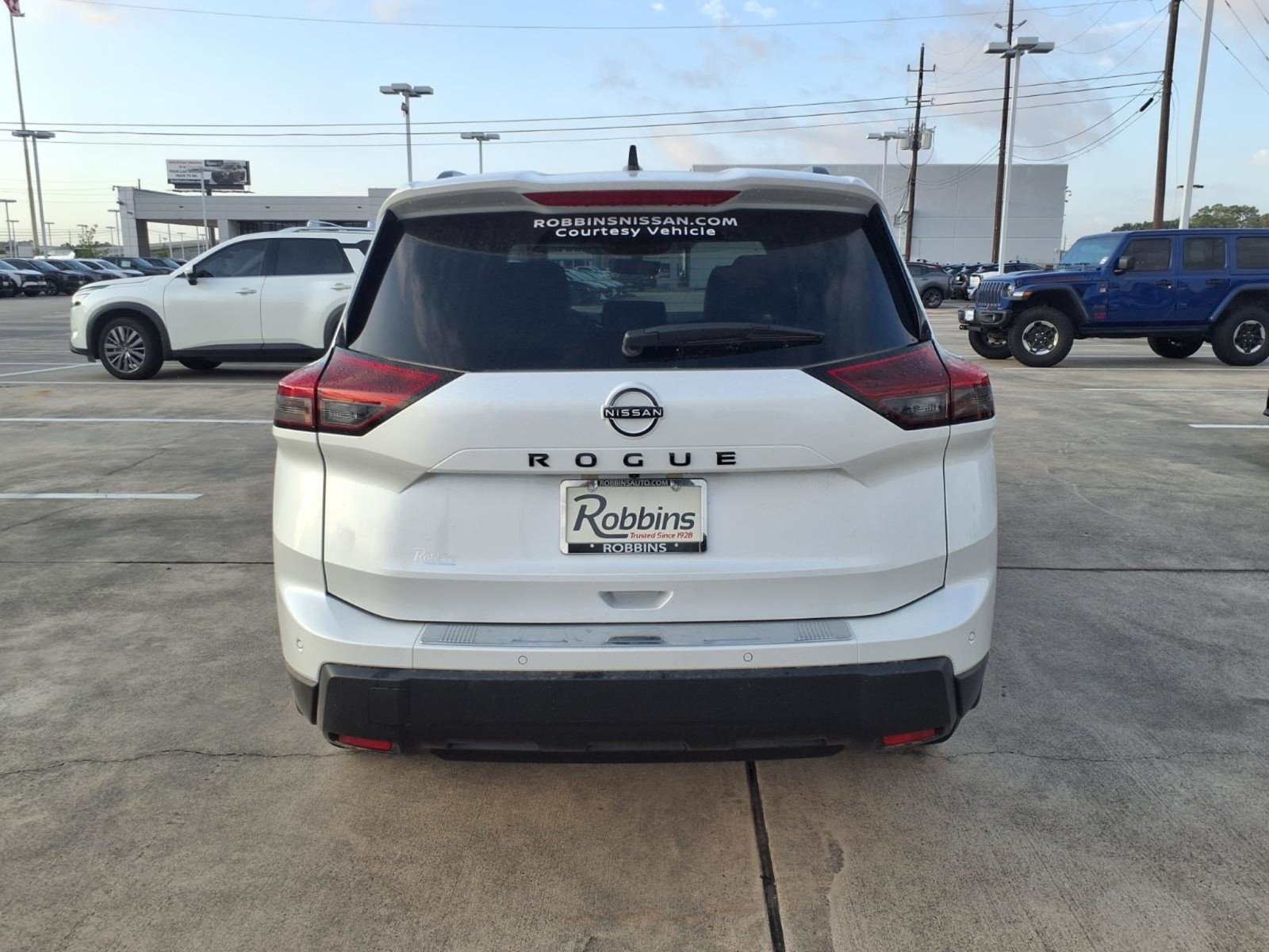 2026 Nissan Rogue photo 7 of 28