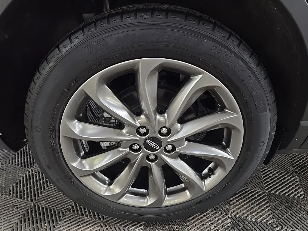 Used 2022 Blue Lincoln Standard image 14
