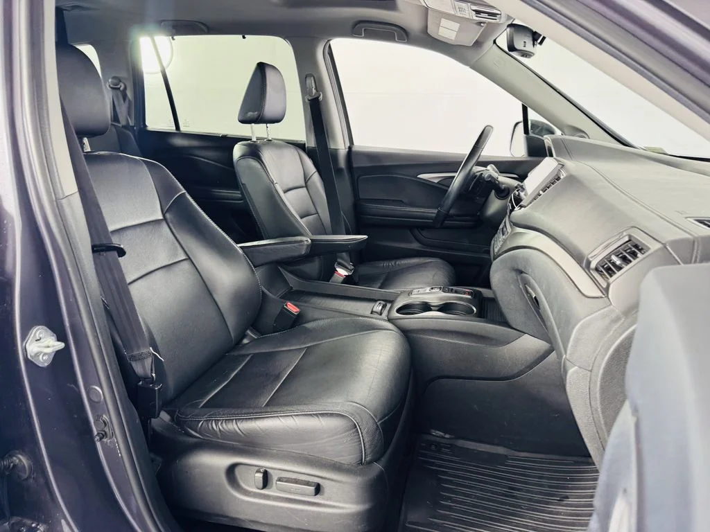 Used 2021 Gray Honda Special Edition image 35