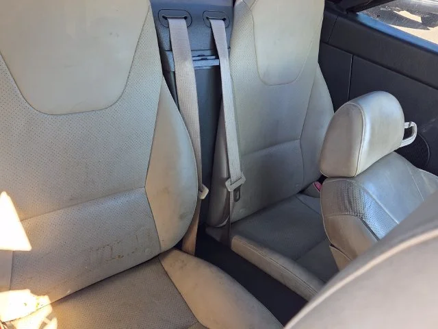 Used 2006 White Pontiac GT image 14