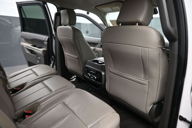 Used 2018 White Ford XLT image 14
