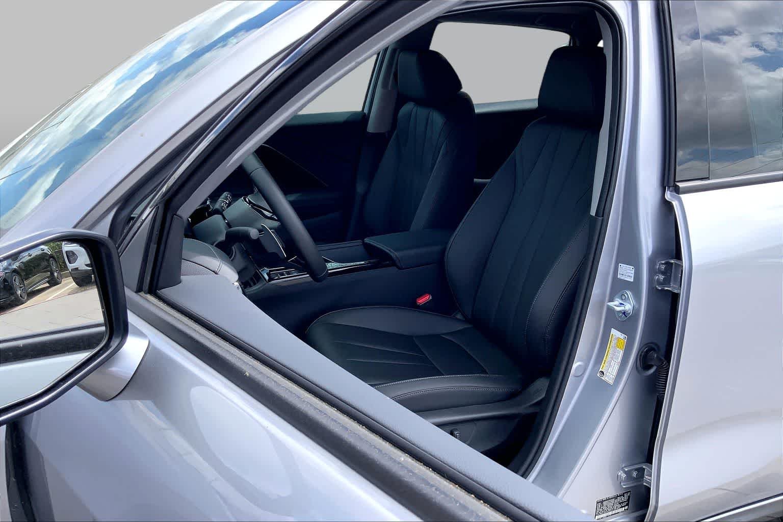 New 2026 Solar Silver Metallic Acura  image 18