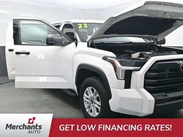 Used 2023 White Toyota SR5 image 37