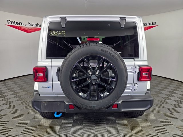 Used 2024 Silver Jeep Sahara 4xe image 11