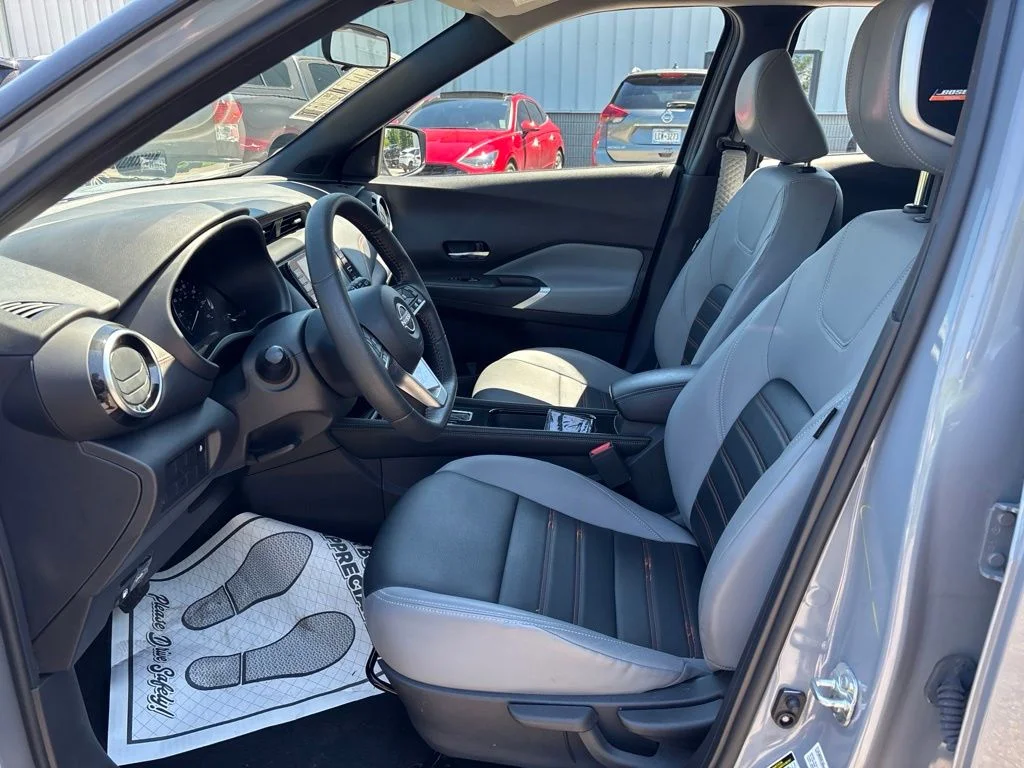 Used 2024 Gray Nissan SR image 11
