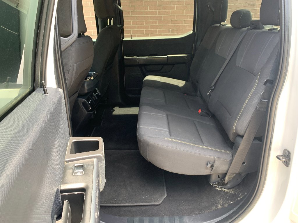 Used 2024 Oxford White Ford STX image 18