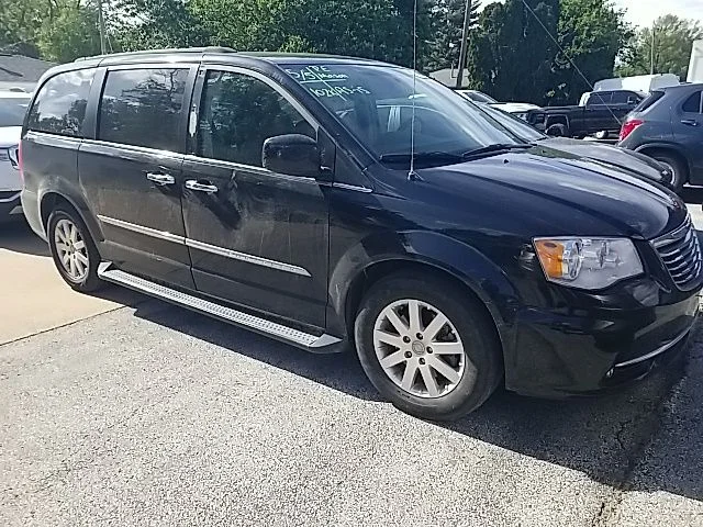 2016 Chrysler Town & Country