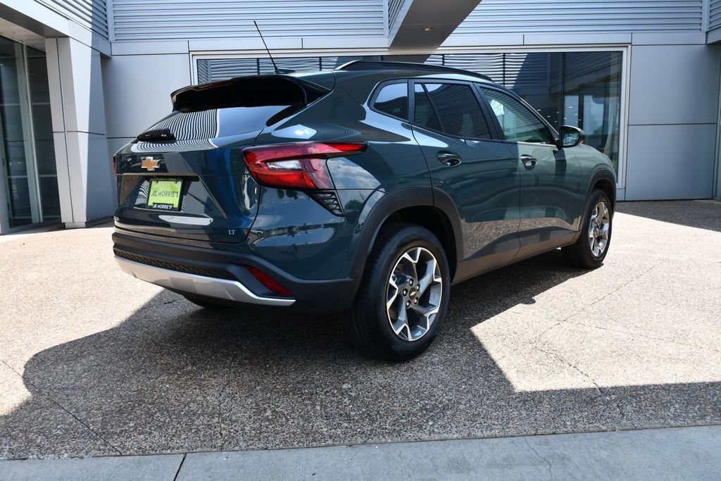 2026 Chevrolet Trax LT - Photo 7