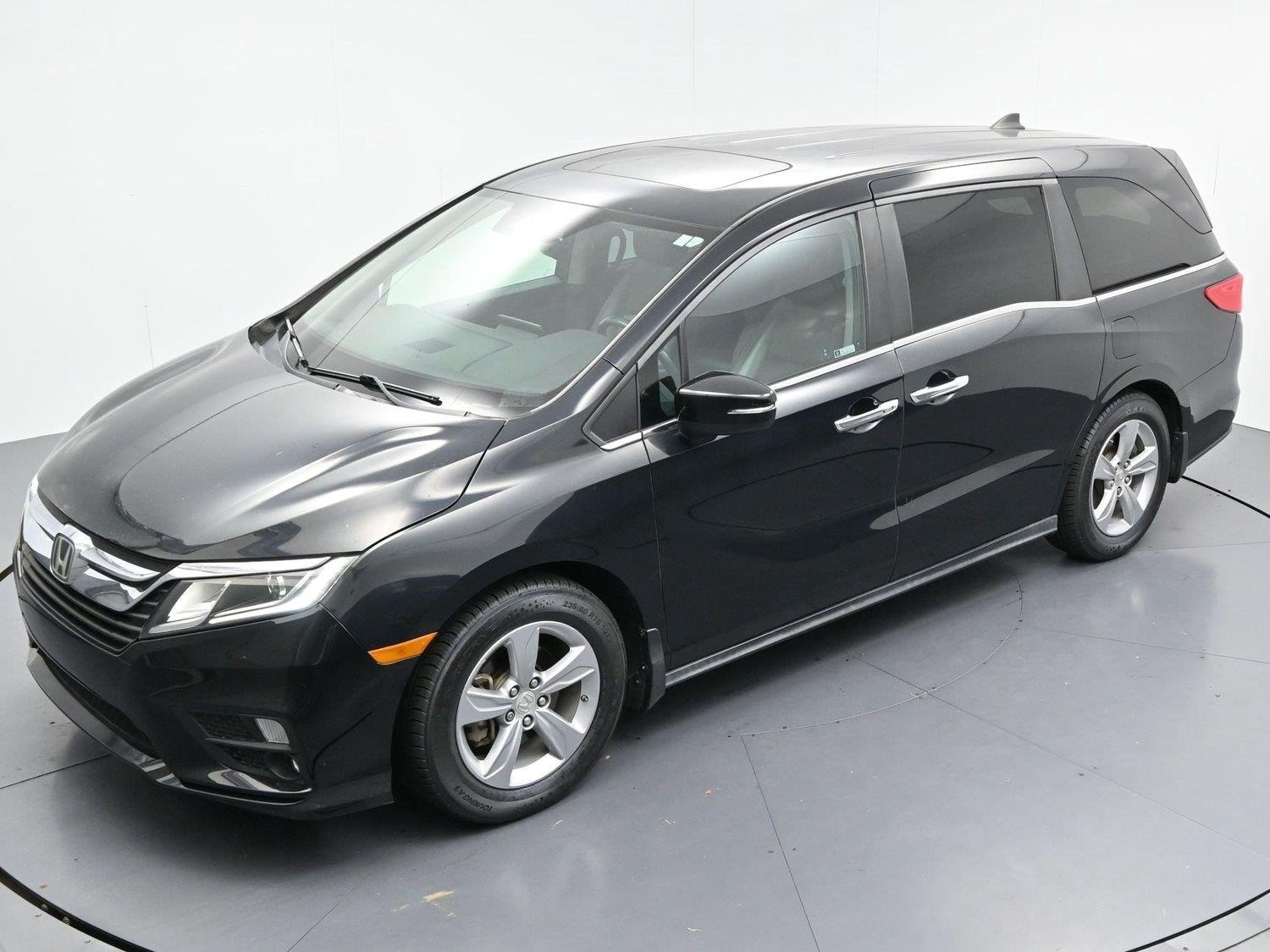 Used 2018 Crystal Black Pearl Honda EX-L image 38