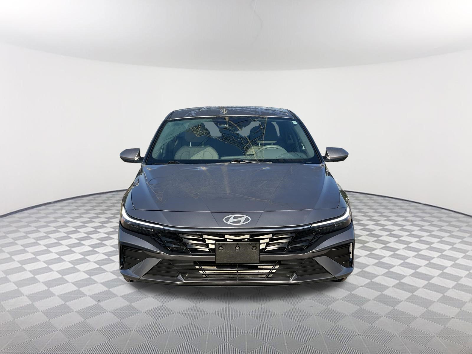 Used 2024 Fluid Metal Hyundai SE image 2