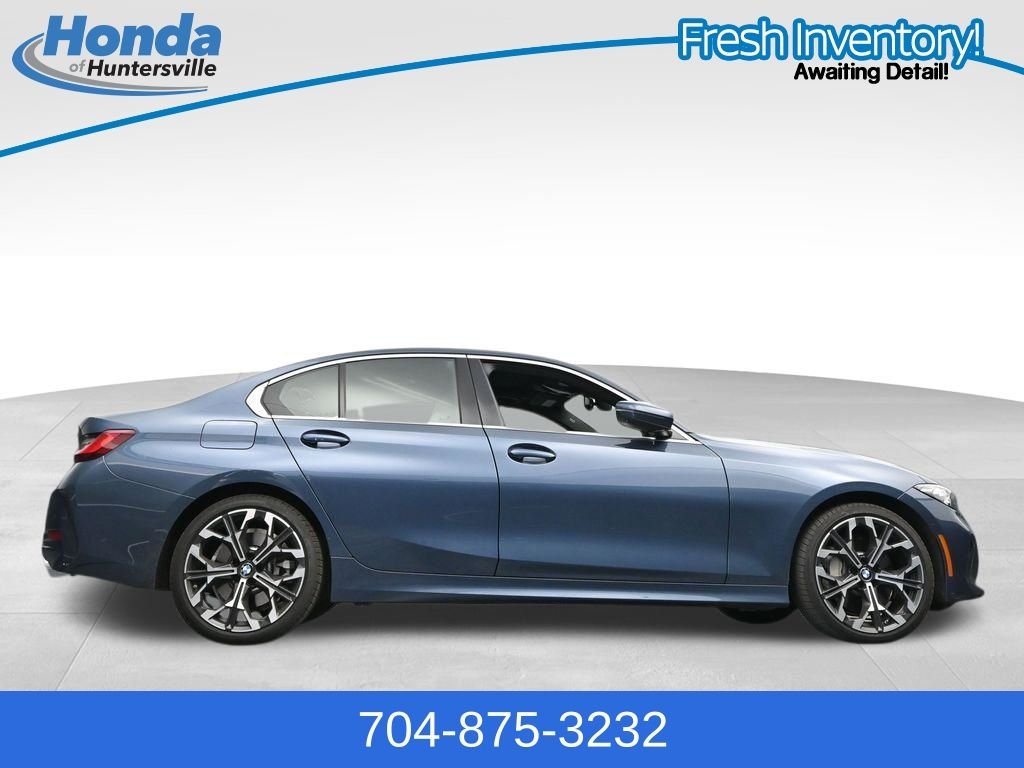 2025 BMW 3 Series 330i - Photo 28