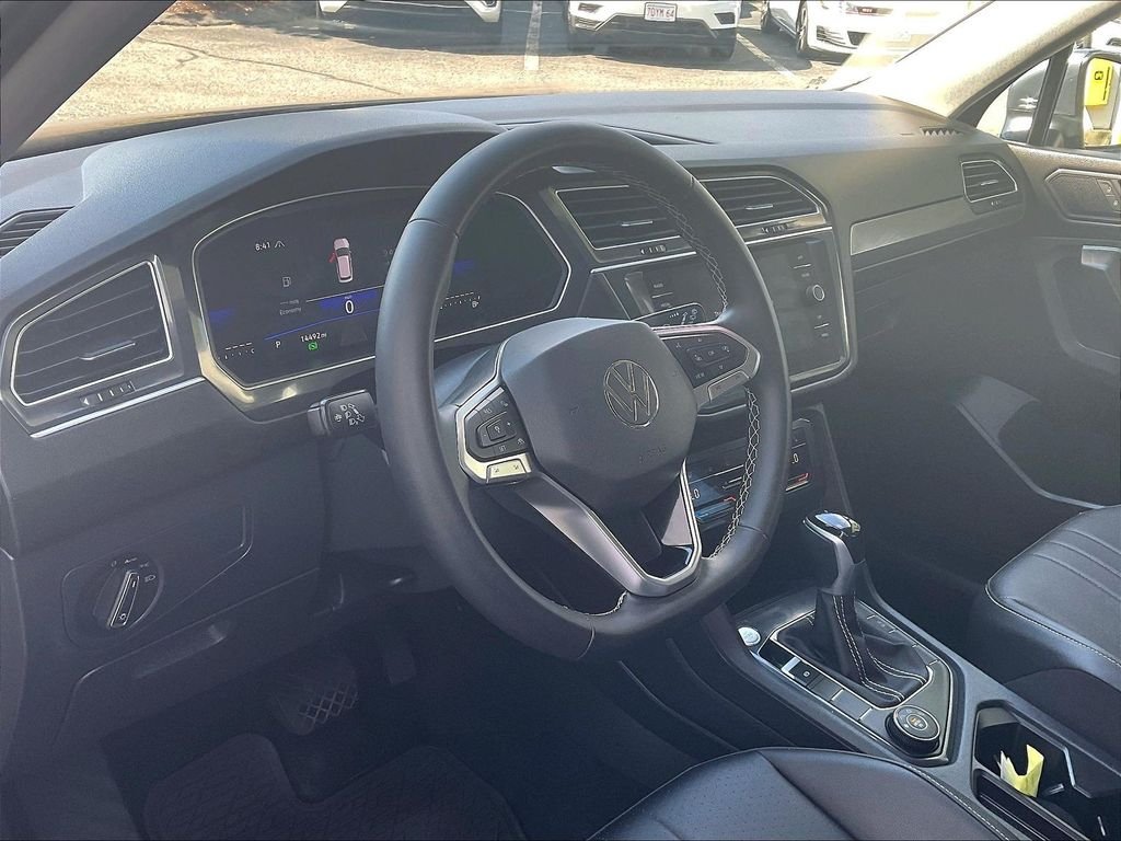 Used 2024 Gray Volkswagen 2.0T SE image 8