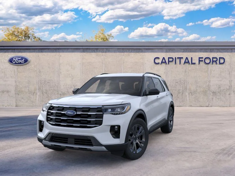 New 2026 Space White Metallic Ford Active image 4
