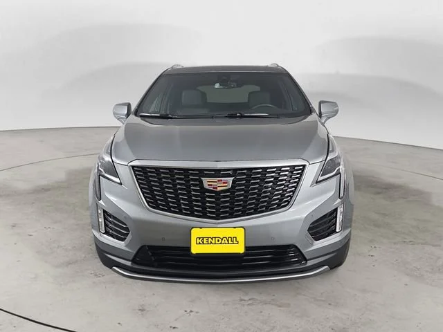 Used 2025 Argent Silver Metallic Cadillac Premium Luxury image 8