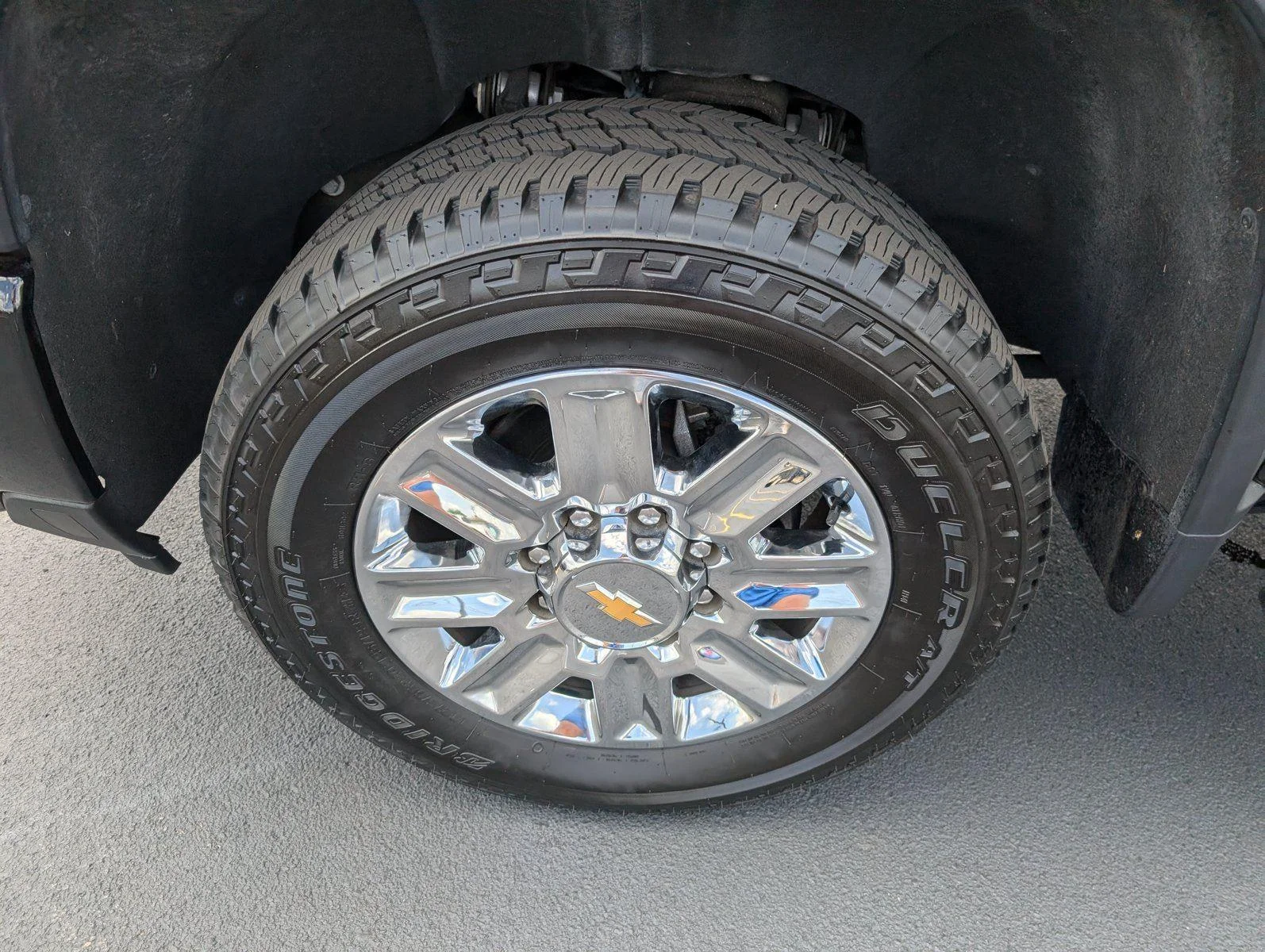 Used 2024 Black Chevrolet High Country image 43
