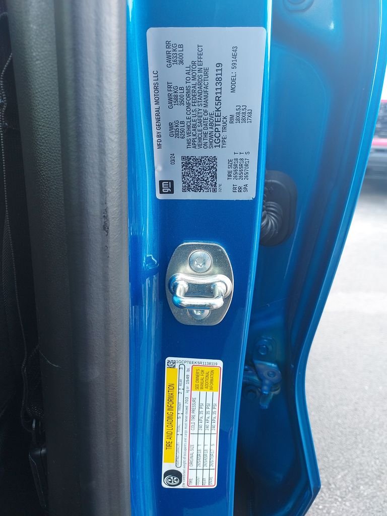 Used 2024 Blue Chevrolet Trail Boss image 23